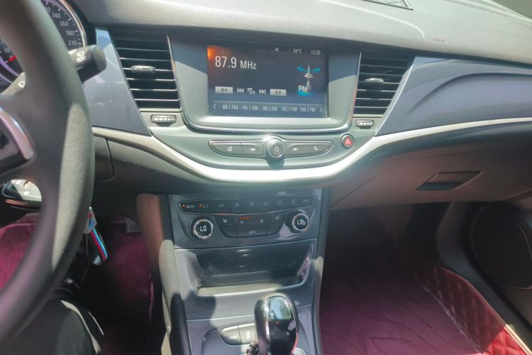 Used Buick Verano 2019 Hatchback 15S Automatic Leading Model Audio And AC Panel