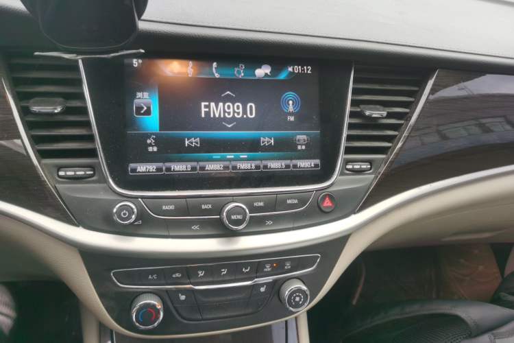 Used Buick Verano 2019 Sedan 15S Automatic Leading Model Audio And AC Panel
