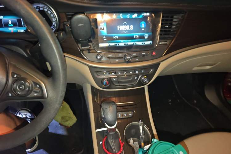 Used Buick Verano 2019 Sedan 15S Automatic Leading Model Audio And AC Panel