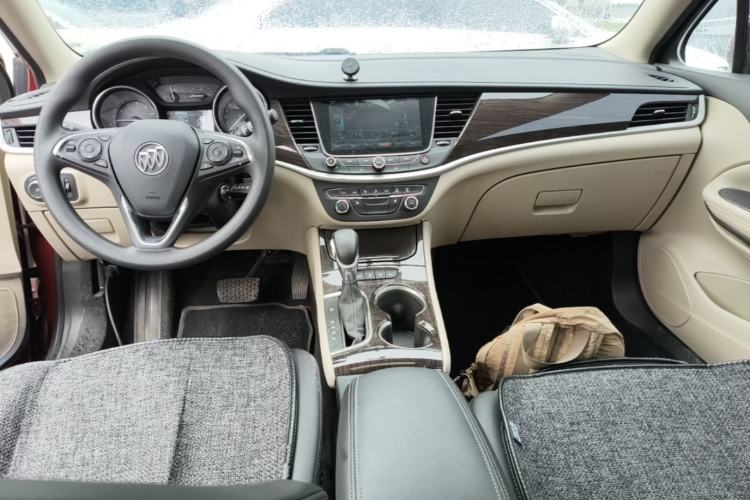 Used Buick Verano 2019 Sedan 15S Automatic Leading Model Center Console