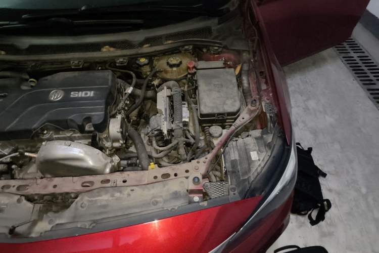 Used Buick Verano 2019 Sedan 15S Automatic Leading Model Engine Bay Left