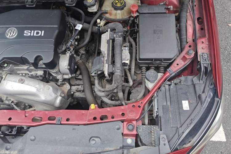 Used Buick Verano 2019 Sedan 15S Automatic Leading Model Engine Bay Left