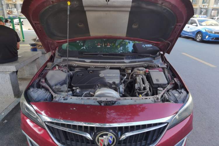 Used Buick Verano 2019 Sedan 15S Automatic Leading Model Engine Bay