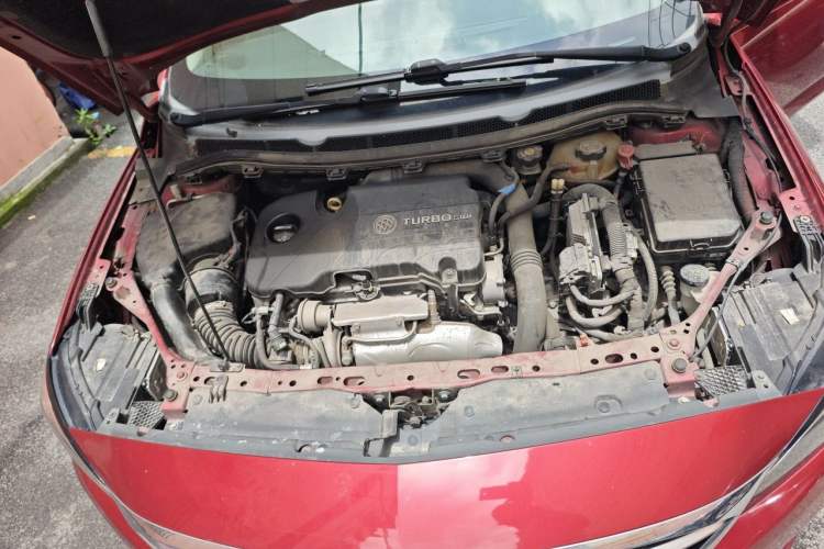 Used Buick Verano 2019 Sedan 20T Dual-Clutch Leading Model Engine Bay