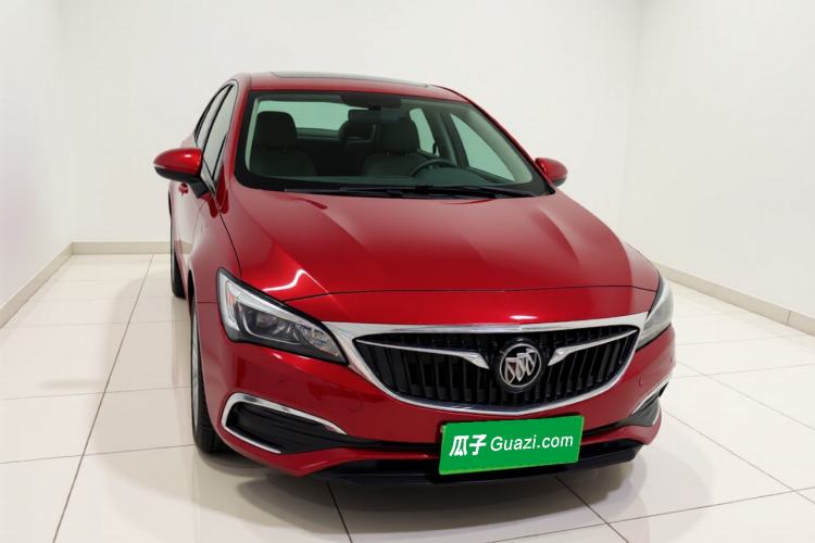 Used Buick Verano 2019 Sedan 20T Dual-Clutch Leading Model Front Right 45 Deg