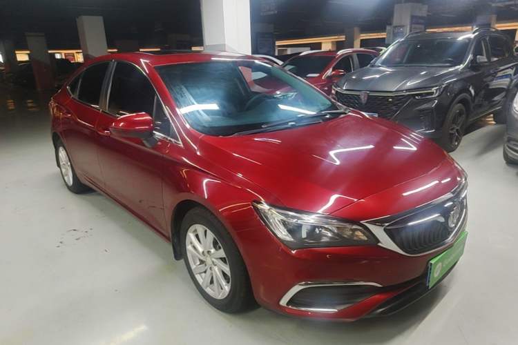 Used Buick Verano 2019 Sedan 15S Automatic Entry Model Front Right 45 Deg