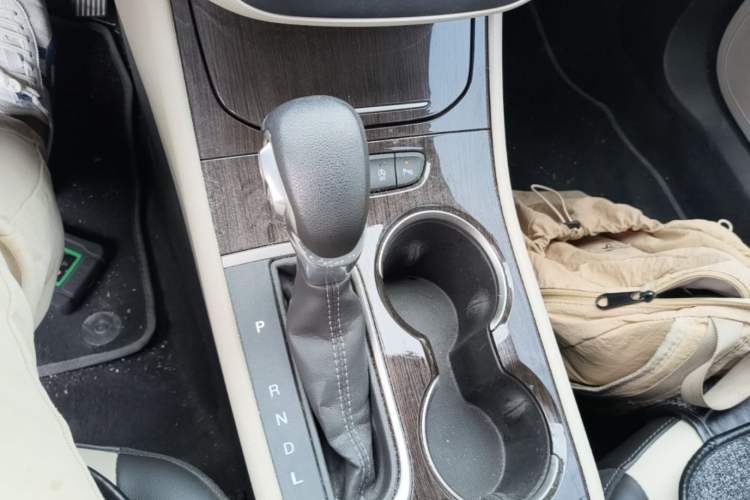Used Buick Verano 2019 Sedan 15S Automatic Leading Model Gear Lever