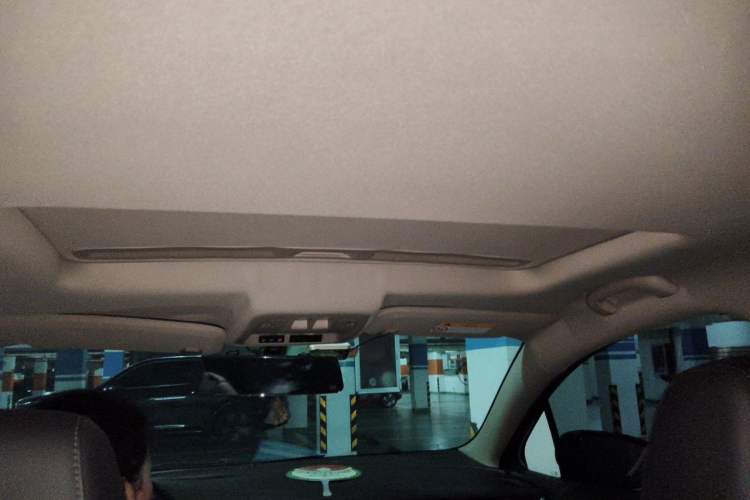 Used Buick Verano 2019 Sedan 20T Dual-Clutch Leading Model Headliner