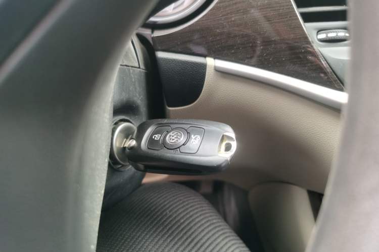 Used Buick Verano 2019 Sedan 15S Automatic Leading Model Interior 1
