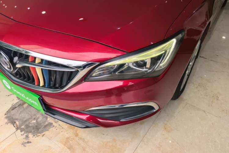 Used Buick Verano 2019 Sedan 15S Automatic Entry Model Left Front Headlight