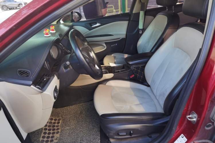 Used Buick Verano 2019 Sedan 15S Automatic Leading Model Left Front Seat