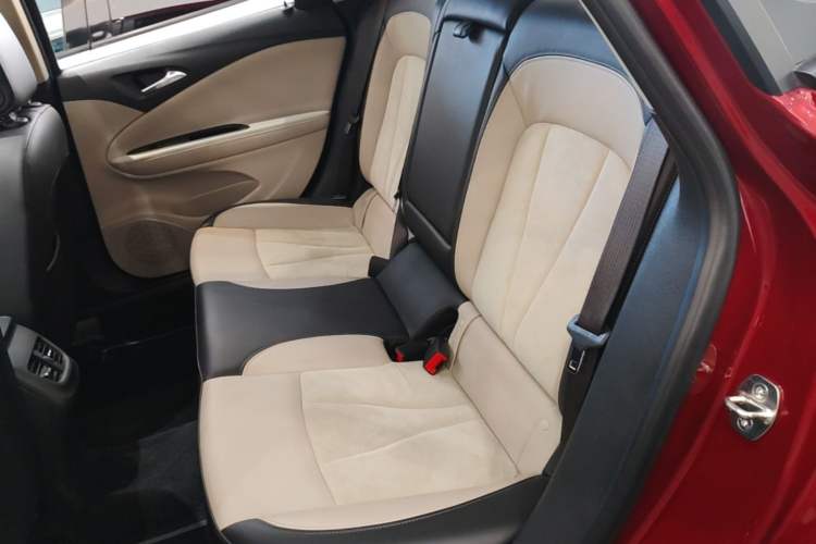 Used Buick Verano 2019 Sedan 15S Automatic Leading Model Left Rear Seat