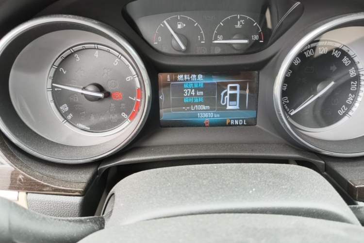 Used Buick Verano 2019 Sedan 15S Automatic Leading Model Odometer Close Up