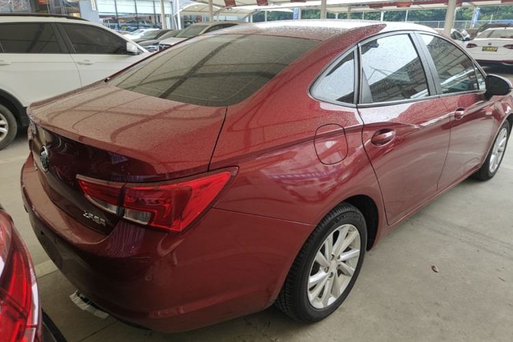 Used Buick Verano 2019 Sedan 15S Automatic Leading Model Rear Right 45 Deg