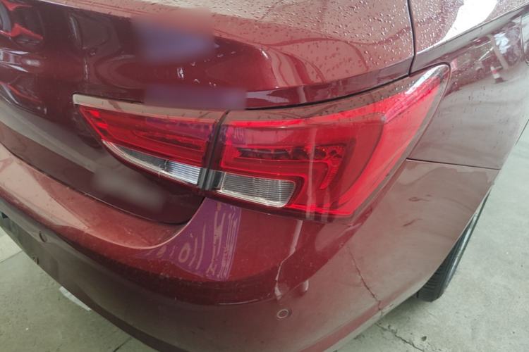 Used Buick Verano 2019 Sedan 15S Automatic Leading Model Right Rear Taillight