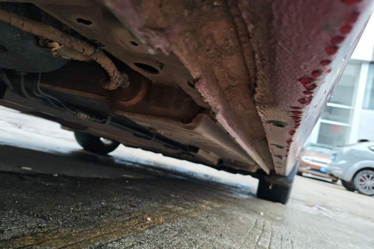 Used Buick Verano 2019 Sedan 20T Dual-Clutch Leading Model Right Side Sill