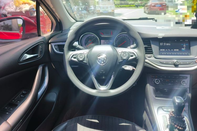 Used Buick Verano 2019 Hatchback 15S Automatic Leading Model Steering Wheel