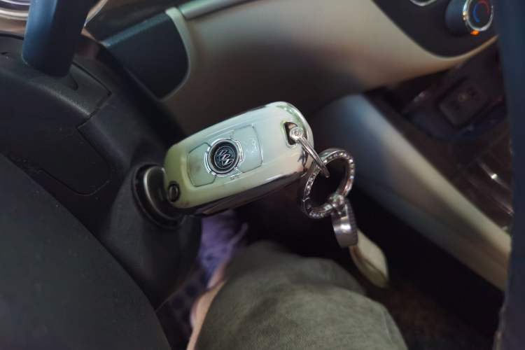Used Buick Verano 2019 Sedan 15S Automatic Leading Model Vehicle Key