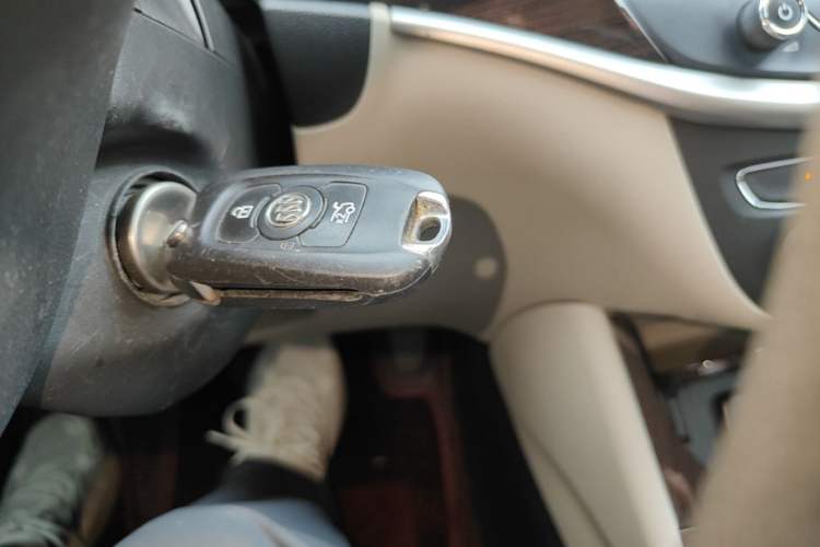 Used Buick Verano 2019 Sedan 15S Automatic Leading Model Vehicle Key
