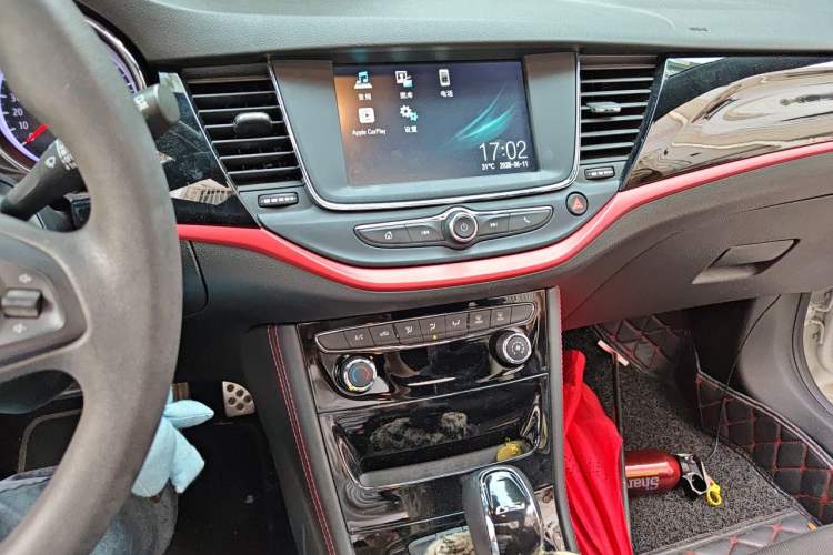 Used Buick Verano 2019 Two-Door GS 20T Dual-Clutch Progressive Model Audio And AC Panel