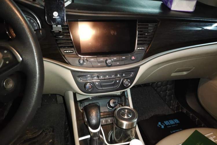 Used Buick Verano 2019 Sedan 15S Automatic Leading Model Audio And AC Panel
