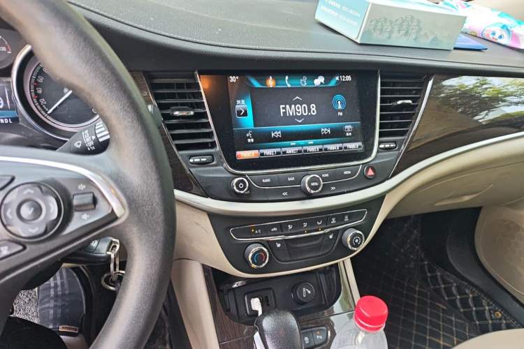 Used Buick Verano 2019 Sedan 15S Automatic Leading Model Audio And AC Panel