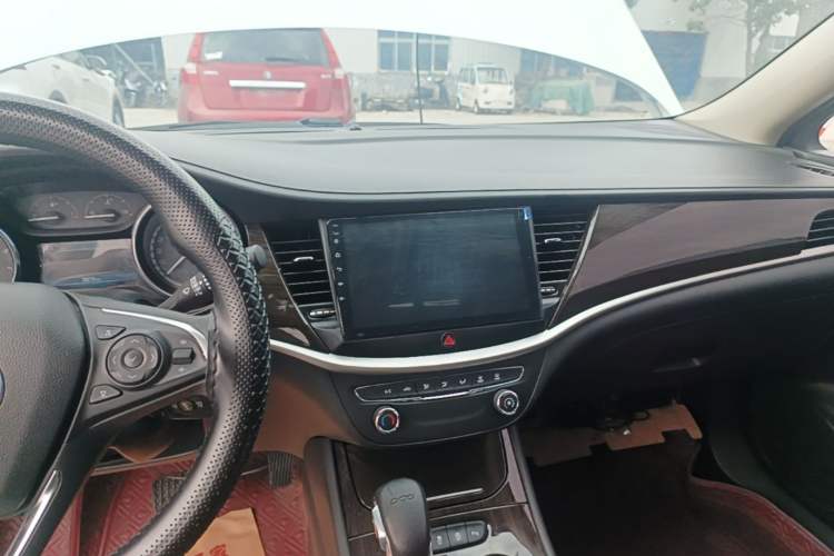 Used Buick Verano 2019 Sedan 20T Dual-Clutch Leading Model Audio And AC Panel