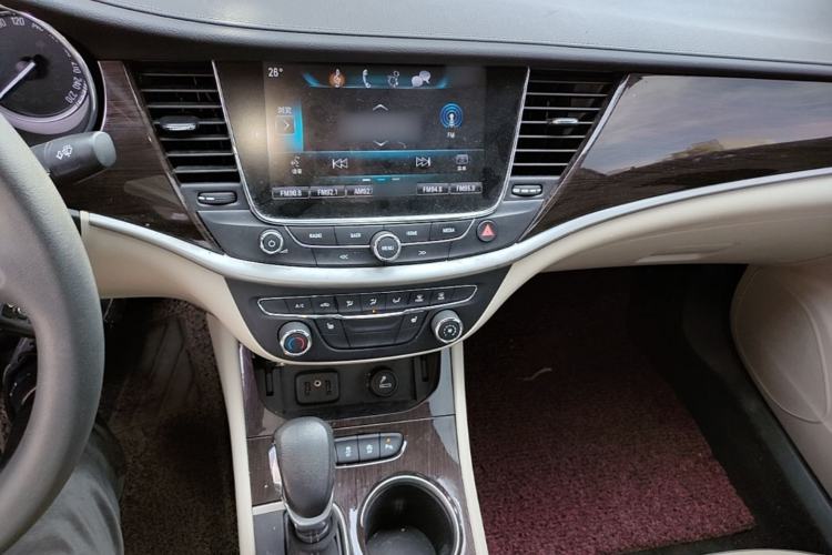 Used Buick Verano 2019 Sedan 15S Automatic Leading Model Audio And AC Panel