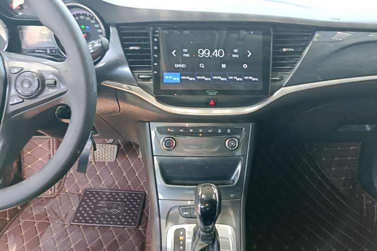 Used Buick Verano 2019 Hatchback 15S Automatic Ambition Model Audio And AC Panel
