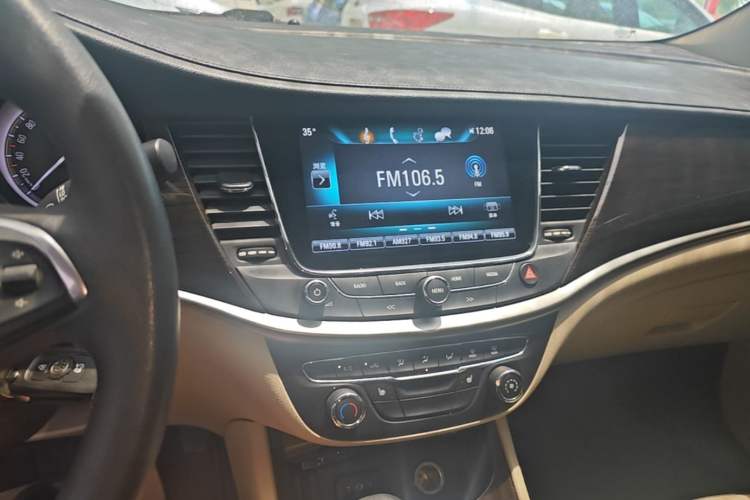 Used Buick Verano 2019 Sedan 15S Automatic Leading Model Audio And AC Panel