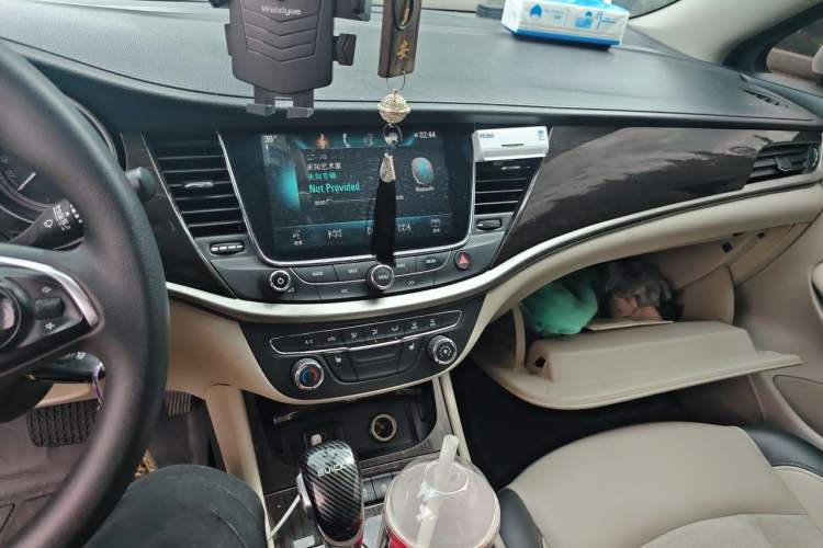 Used Buick Verano 2019 Sedan 15S Automatic Leading Model Audio And AC Panel