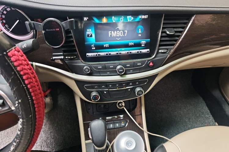 Used Buick Verano 2019 Sedan 15S Automatic Leading Model Audio And AC Panel