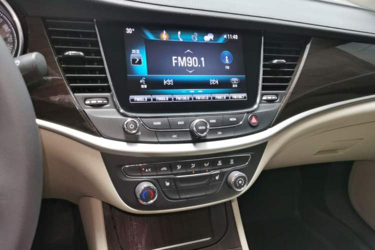 Used Buick Verano 2019 Sedan 15S Automatic Leading Model Audio And AC Panel