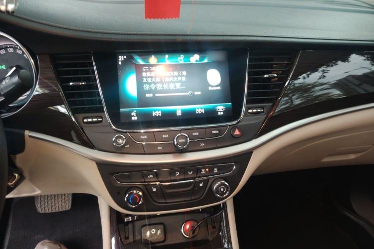 Used Buick Verano 2019 Sedan 15S Automatic Leading Model Audio And AC Panel