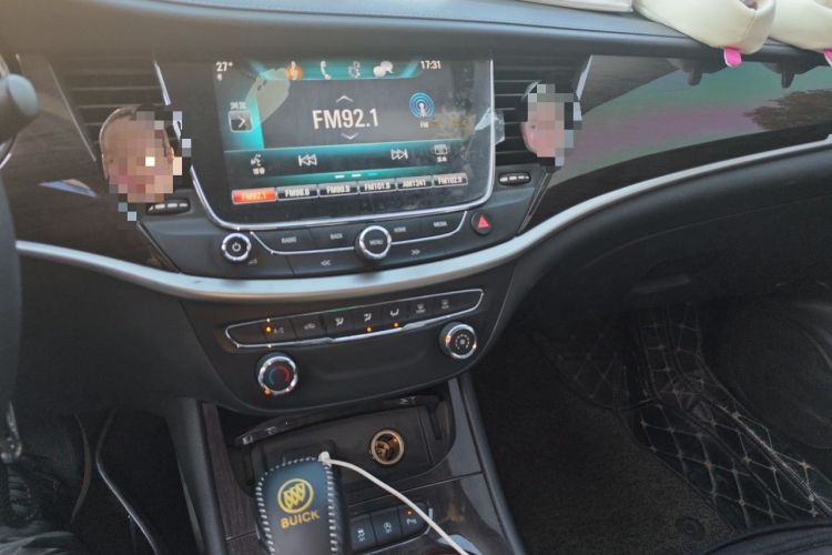 Used Buick Verano 2019 Sedan 20T Dual-Clutch Leading Model Audio And AC Panel