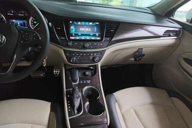 Used Buick Verano 2019 Sedan 15S Automatic Leading Model Audio And AC Panel