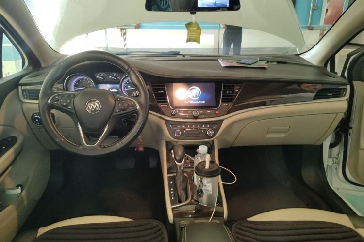 Used Buick Verano 2019 Sedan 15S Automatic Leading Model Center Console