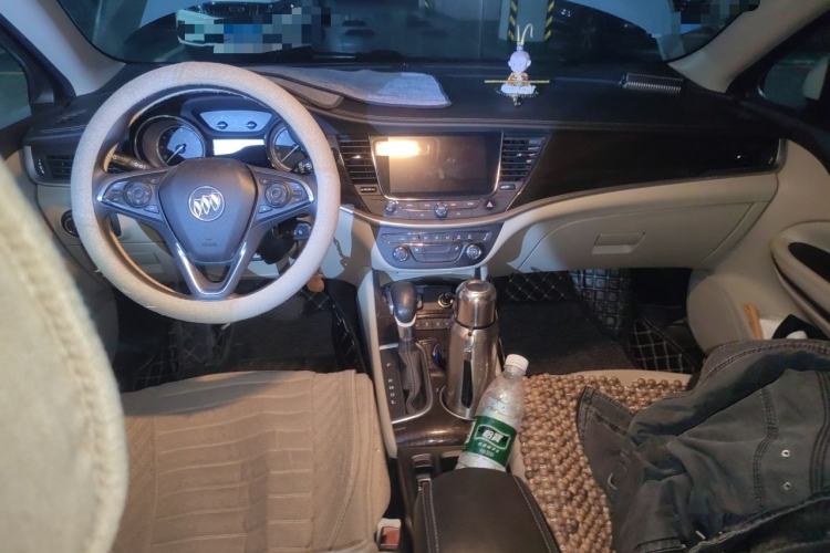 Used Buick Verano 2019 Sedan 15S Automatic Leading Model Center Console