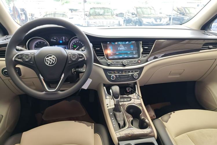 Used Buick Verano 2019 Sedan 15S Automatic Leading Model Center Console