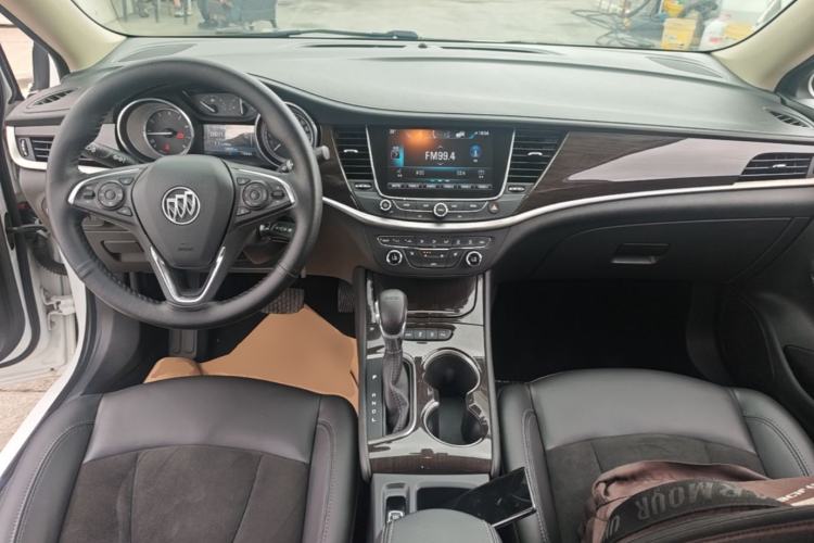 Used Buick Verano 2019 Sedan 20T Dual-Clutch Elite Model Center Console