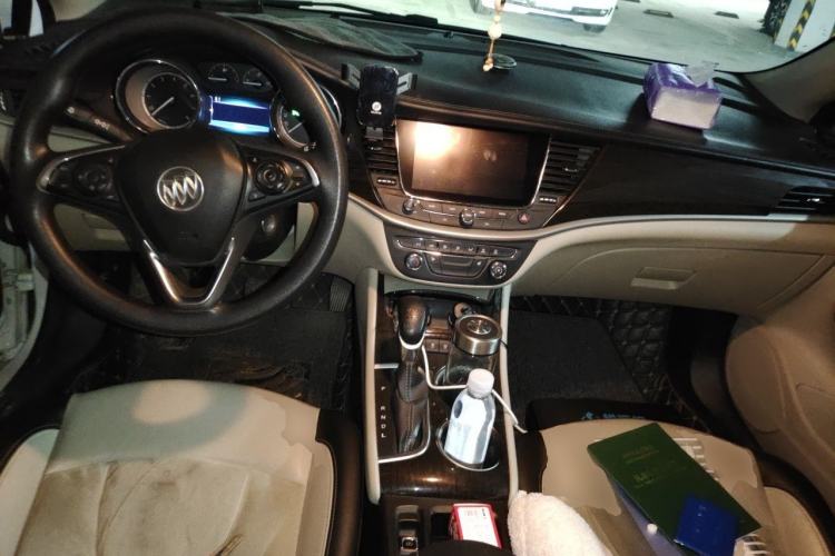 Used Buick Verano 2019 Sedan 15S Automatic Leading Model Center Console