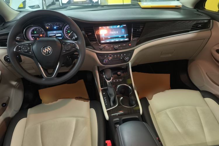 Used Buick Verano 2019 Sedan 15S Automatic Leading Model Center Console