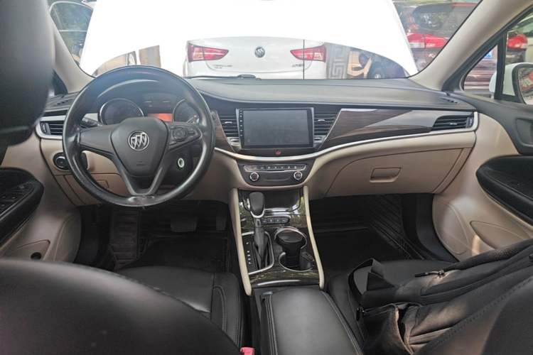 Used Buick Verano 2019 Sedan 15S Automatic Entry Model Center Console