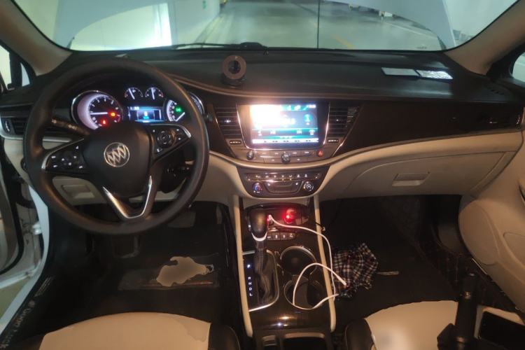 Used Buick Verano 2019 Sedan 15S Automatic Leading Model Center Console