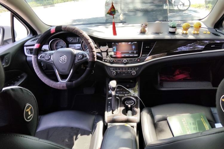Used Buick Verano 2019 Sedan 20T Dual-Clutch Elite Model Center Console