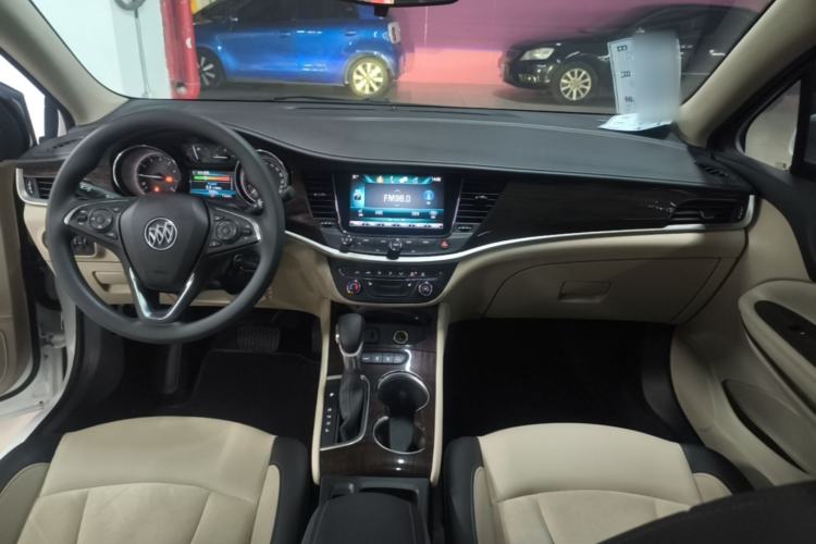 Used Buick Verano 2019 Sedan 15S Automatic Leading Model Center Console