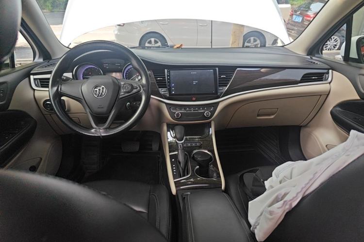 Used Buick Verano 2019 Sedan 15S Automatic Entry Model Center Console