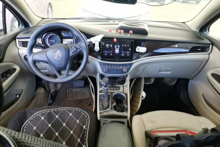 Used Buick Verano 2019 Sedan 15S Automatic Entry Model Center Console