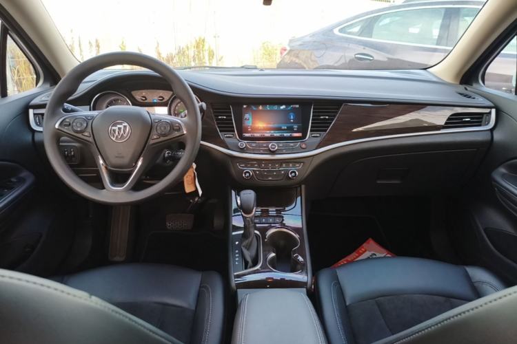 Used Buick Verano 2019 Sedan 20T Dual-Clutch Elite Model Center Console