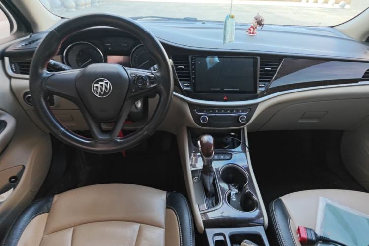 Used Buick Verano 2019 Sedan 15S Automatic Entry Model Center Console